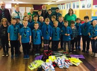 Ross-on-Wye Clean Up Crew give litter picking equipment to youngsters