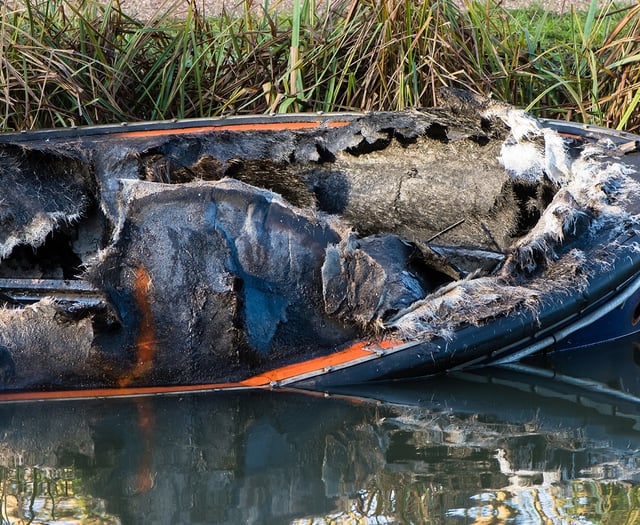 It's a boat-iful say for sailing: fire and rescue warn sailers