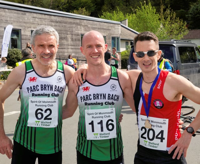 Evans above as Huw takes second again in Kymin Dash