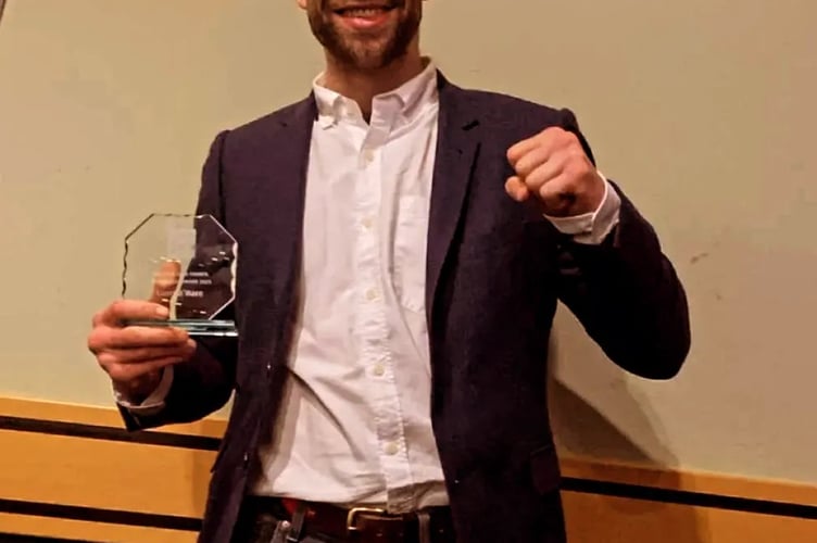 Liam O'Hare with his Midlands Professional Boxing award