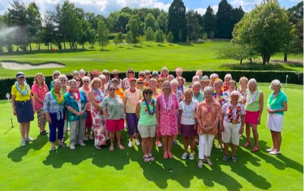 Lady Captain Lorraine Fenner second from the right of front row.