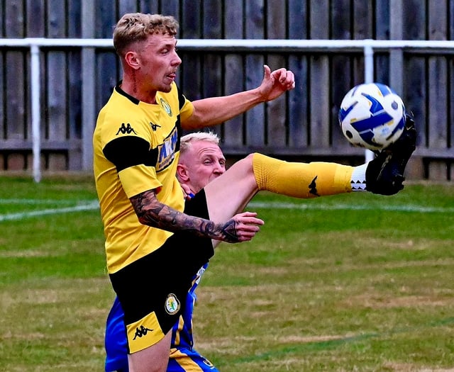 Daffs look to flower in FA Vase